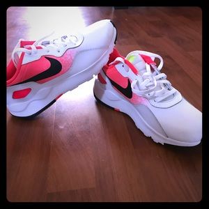 Nike Sportwear Tennis LD Runner Women Shoes